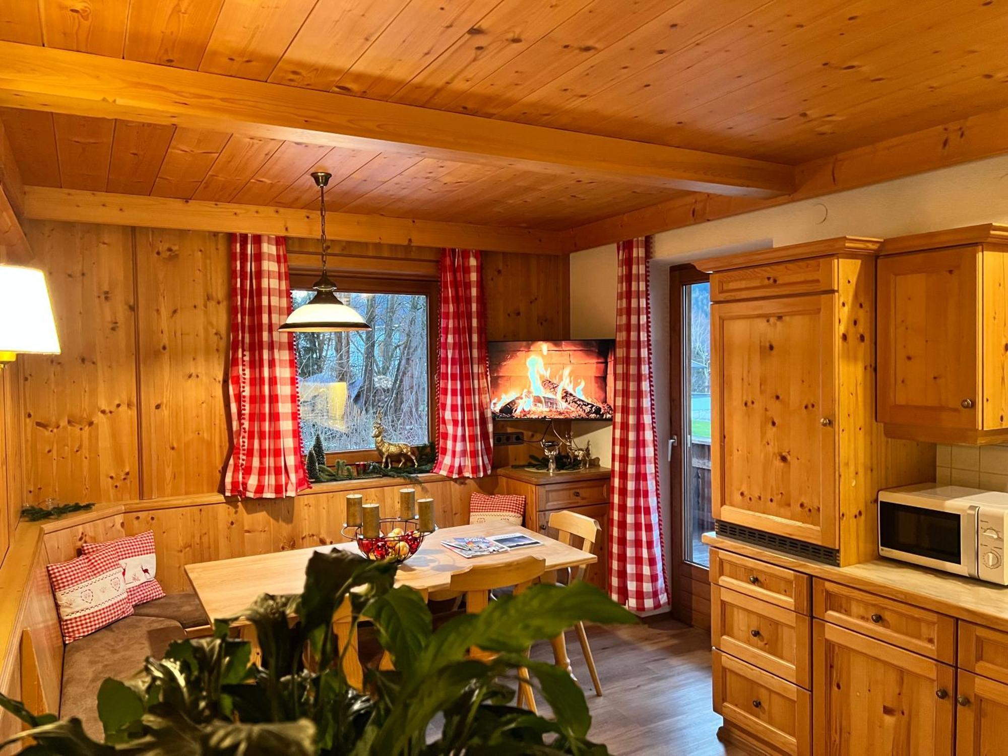 Ferienwohnung Platzhirsch Panorama View Balkon, Gartensauna, Garten, Grillplatz Stumm Exterior photo